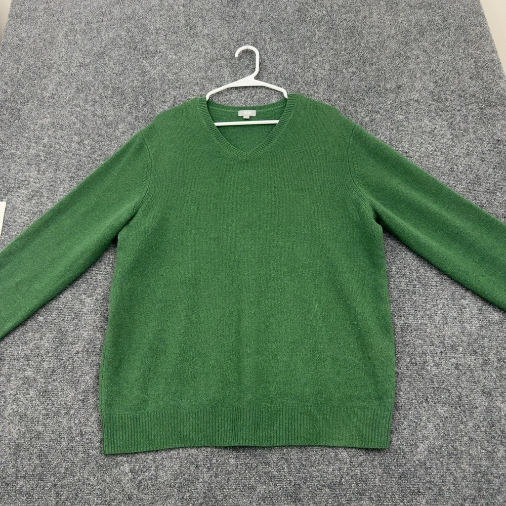 Uniqlo Sweater Mens L Green V-Neck Casual Minimalist Preppy